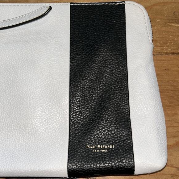 Isaac Mizrahi whit with black stripe clutch - Picture 5 of 13